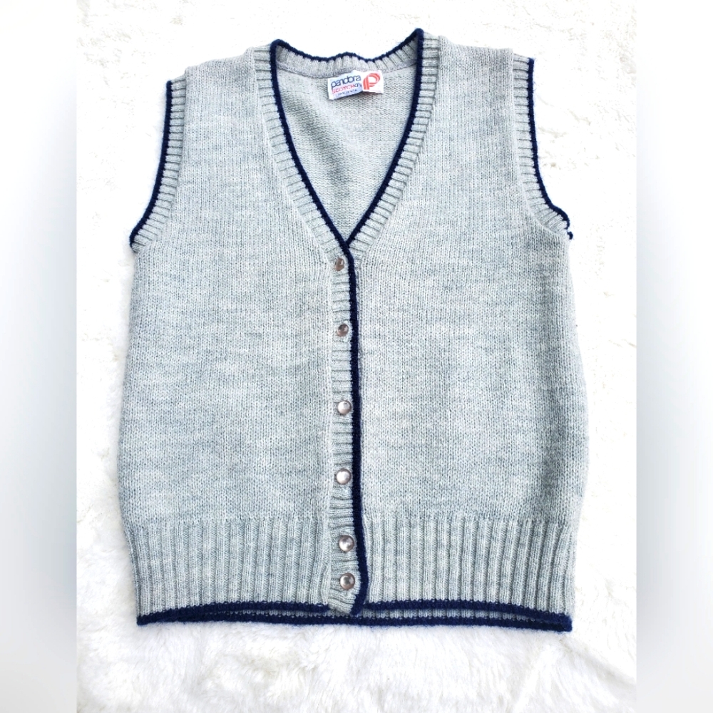 Gray Sleeveless Sweater Vest Size M 8/10